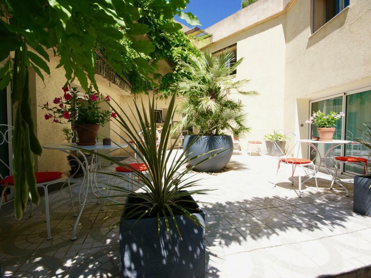 Couette Et Cafe Otel Montpellier Dış mekan fotoğraf